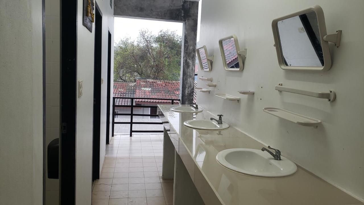 Wild & Wandering Backpacker Hostel & Bar Haad Rin Phòng bức ảnh